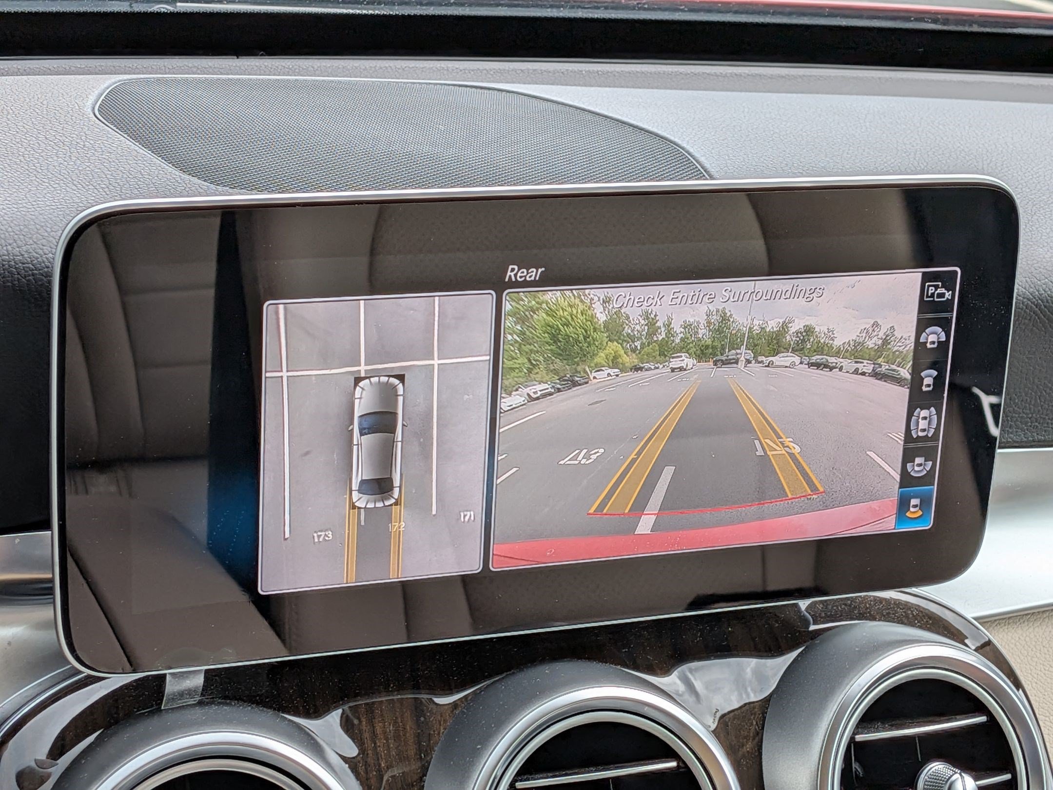 Used 2019 Mercedes-Benz C 300 4MATIC Sedan image 20