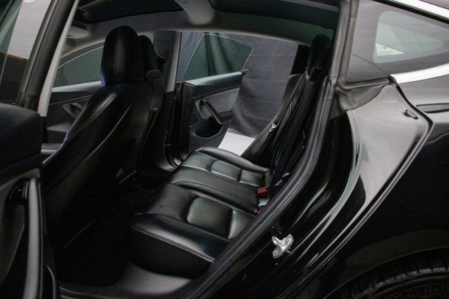 Used 2019 Tesla Model 3 Mid Range image 21