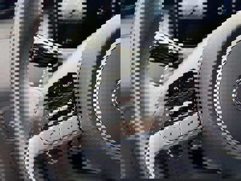 Used 2023 Hyundai Santa Cruz Limited image 16