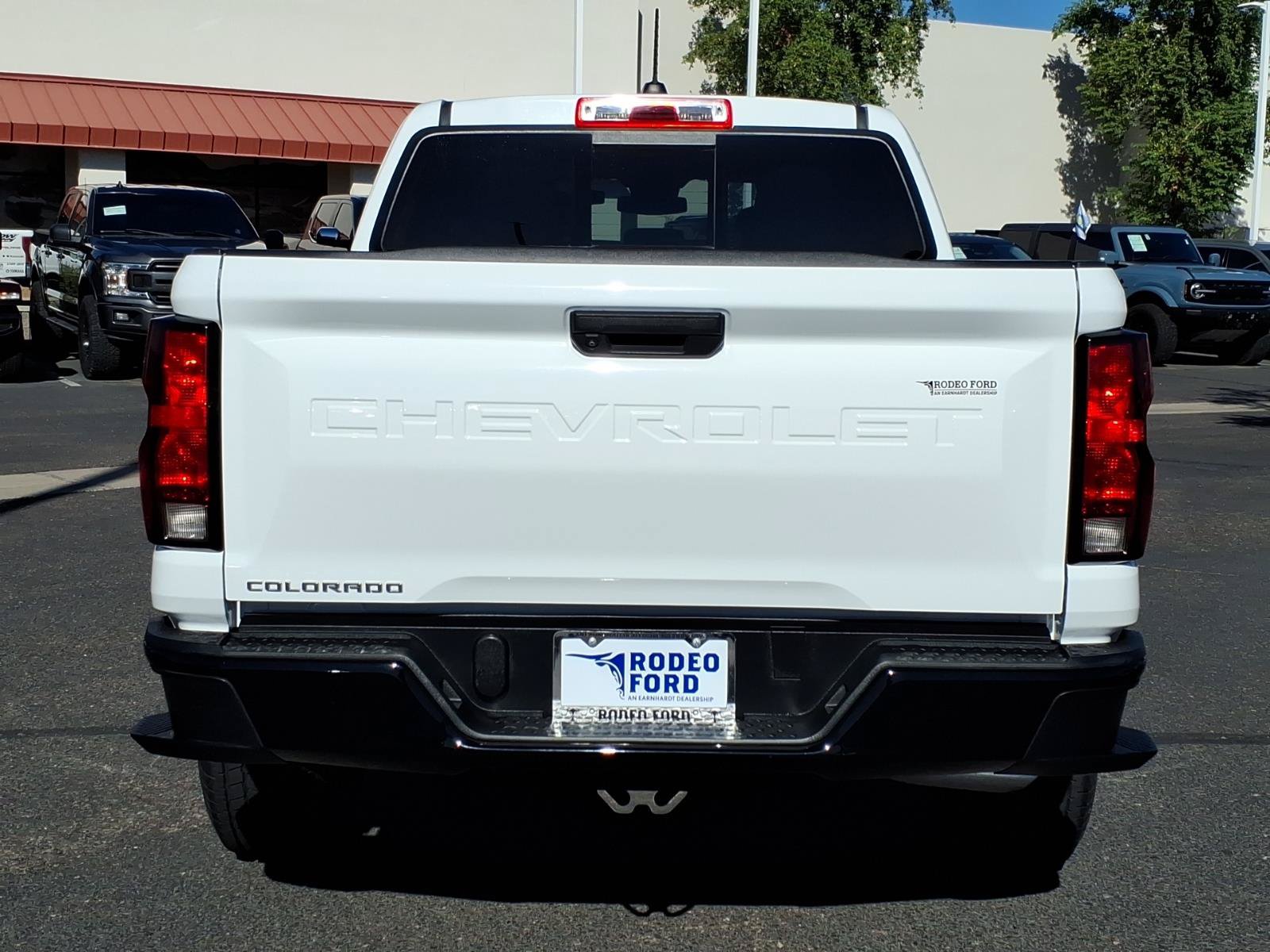 Used 2024 Chevrolet Colorado W/T w/ WT Convenience Package RWD image 4