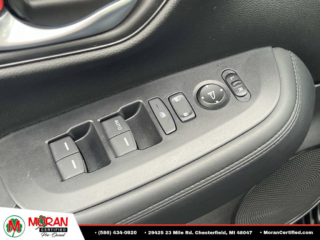 Used 2024 Honda HR-V LX image 15
