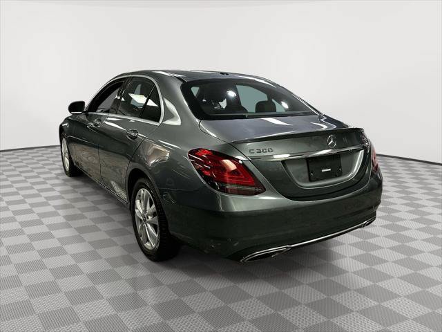 Used 2019 Mercedes-Benz C 300 4MATIC Sedan image 4