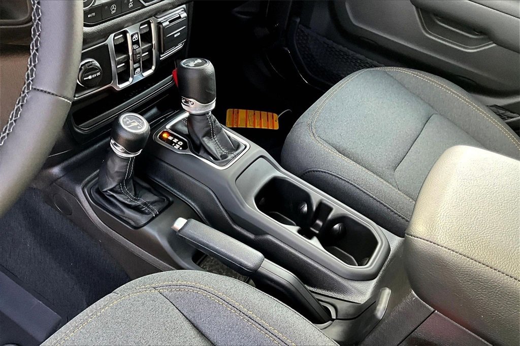 New 2026 Jeep Wrangler Unlimited Sport AWD/4WD image 8