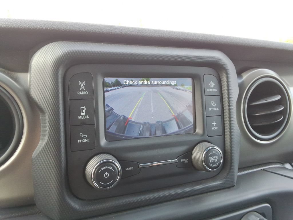 Used 2018 Jeep Wrangler Unlimited Sport AWD/4WD image 34