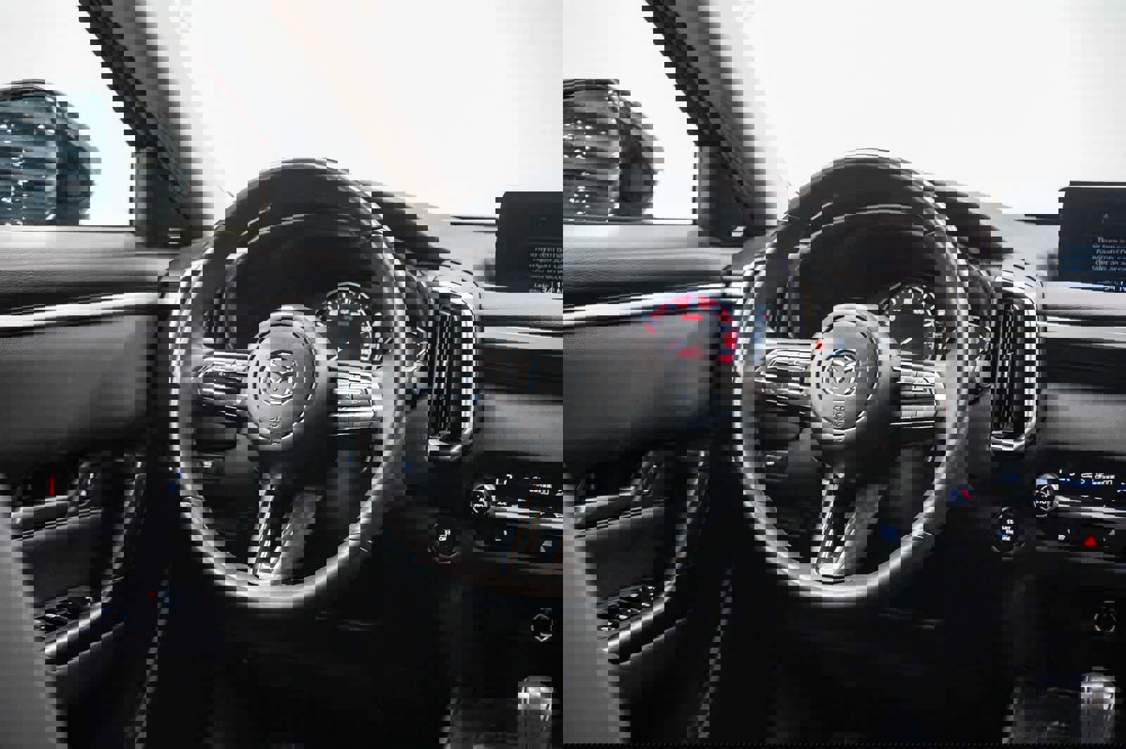 Used 2025 MAZDA CX-50 AWD 2.5 S w/ Premium Package image 15