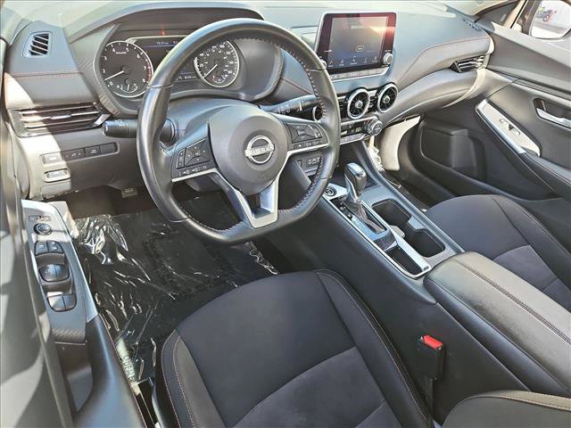 Used 2025 Nissan Sentra SR FWD image 10