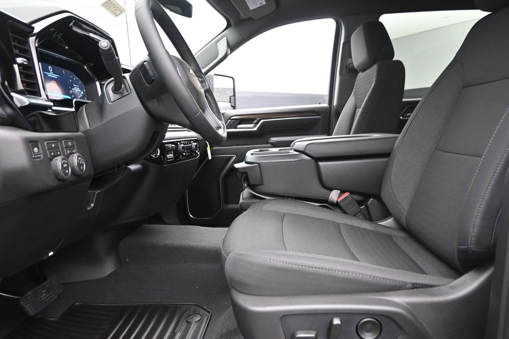 New 2026 Chevrolet Silverado 2500 LT AWD/4WD image 13