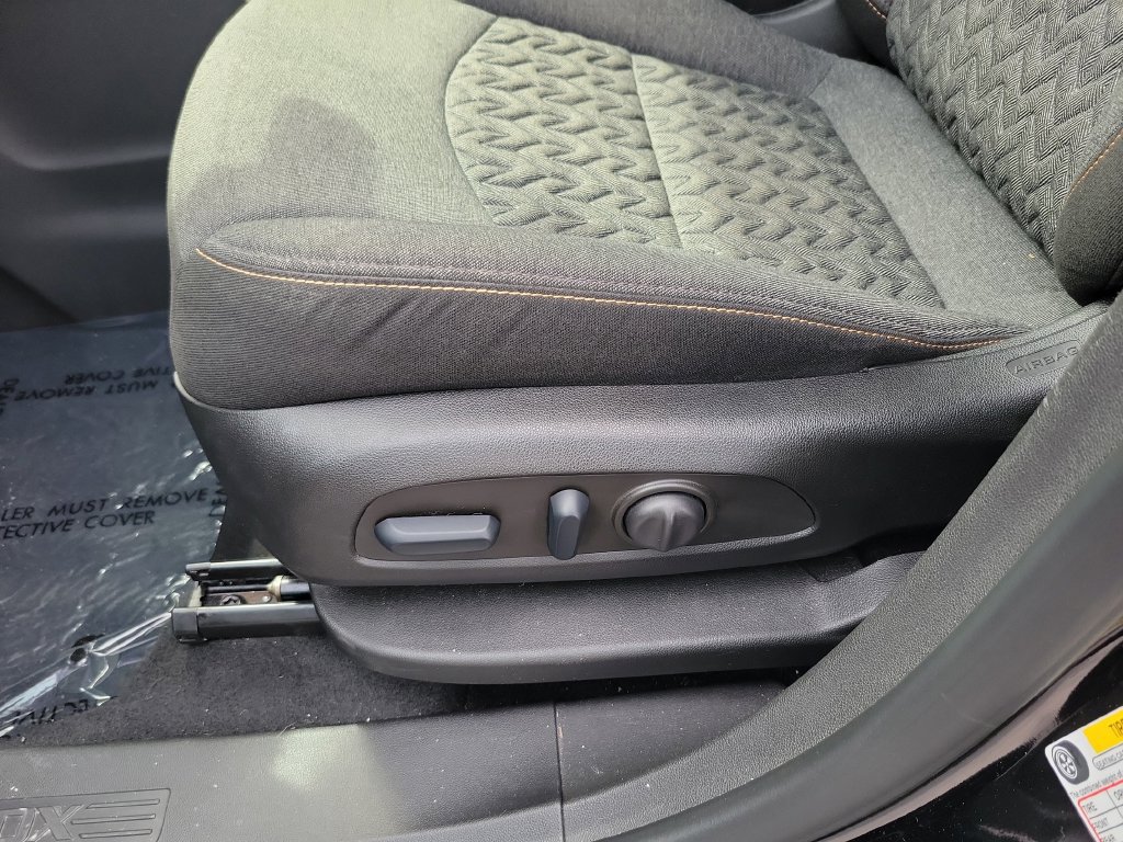 Used 2022 Chevrolet Equinox LT FWD image 19
