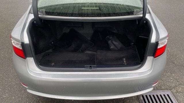 Used 2015 Lexus ES 300h image 4