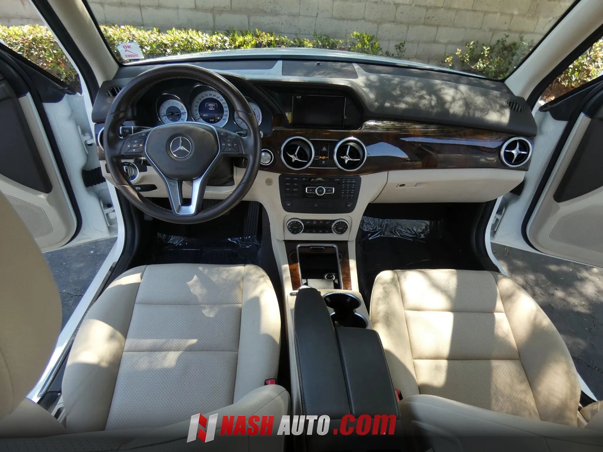 Used 2015 Mercedes-Benz GLK 350 2WD image 23