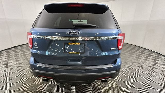 Used 2018 Ford Explorer XLT AWD/4WD image 3