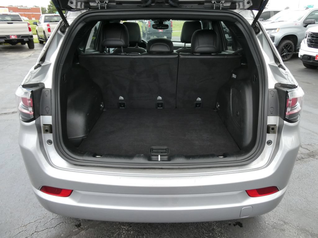 Used 2022 Jeep Compass High Altitude AWD/4WD image 16
