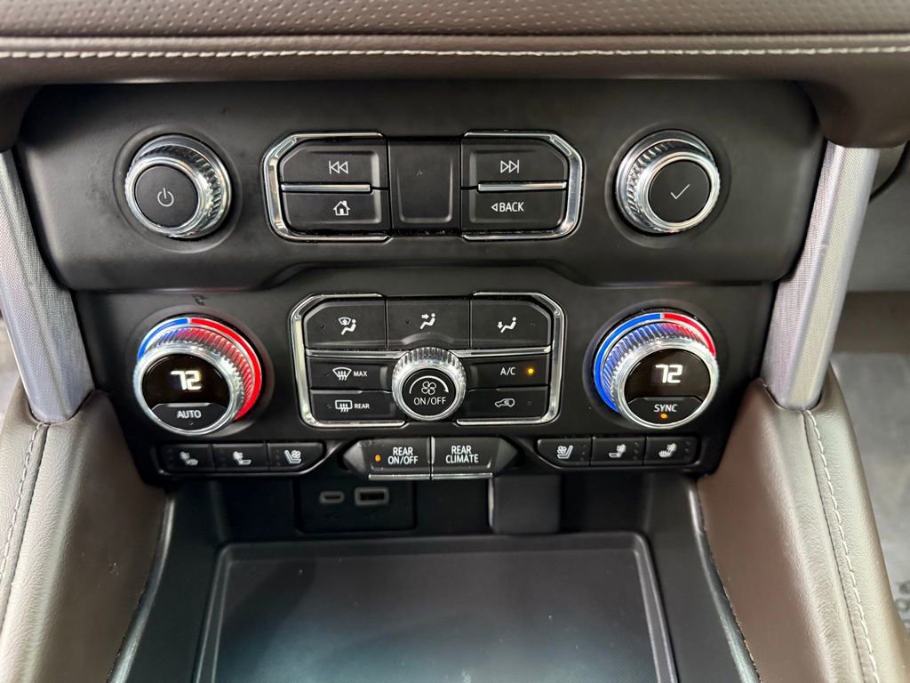 Used 2024 GMC Yukon SLT image 23