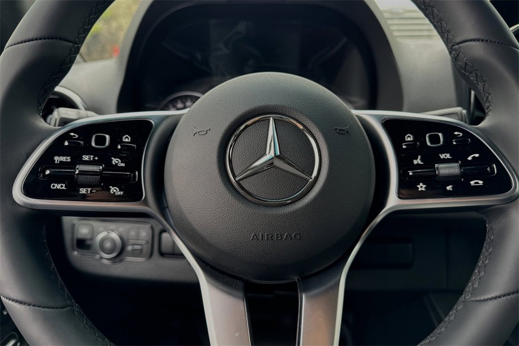 Used 2024 Mercedes-Benz Sprinter 2500 image 23