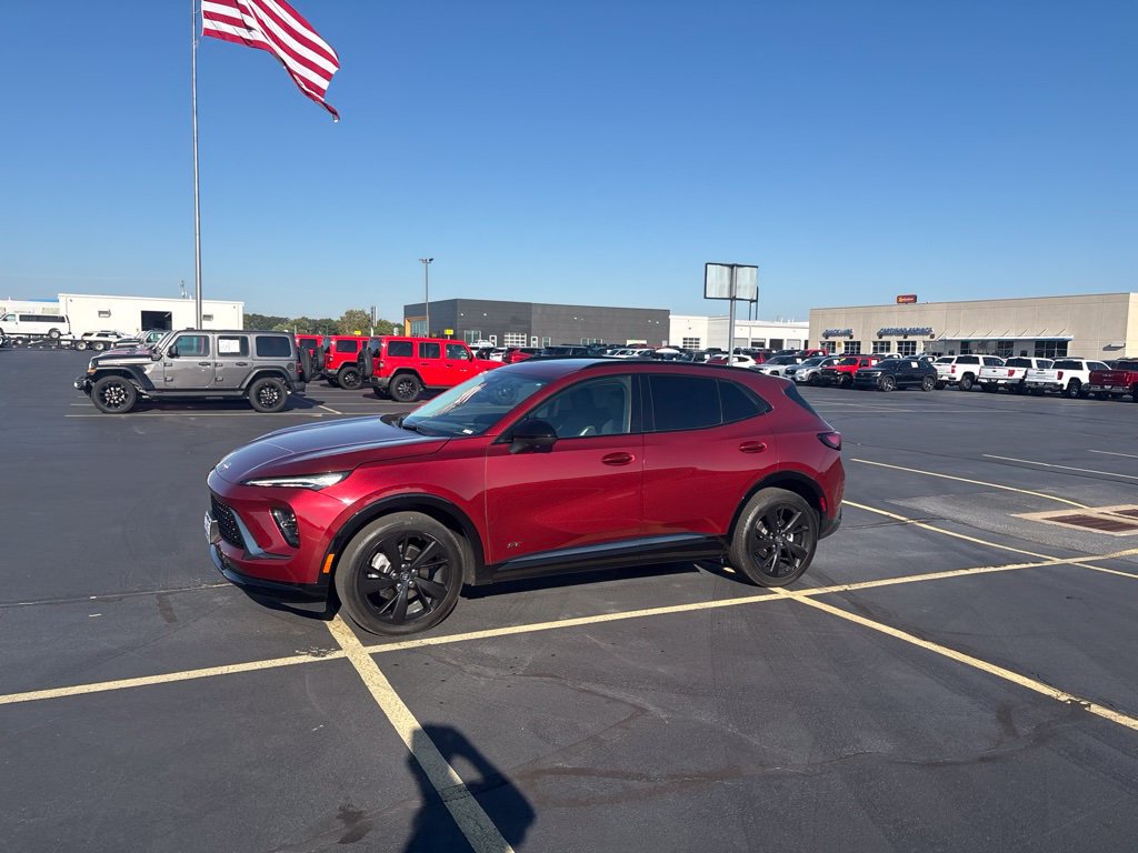 Used 2024 Buick Envision Sport Touring AWD/4WD image 3