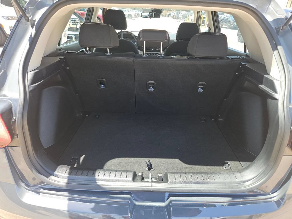 Used 2025 Hyundai Venue SEL FWD image 25