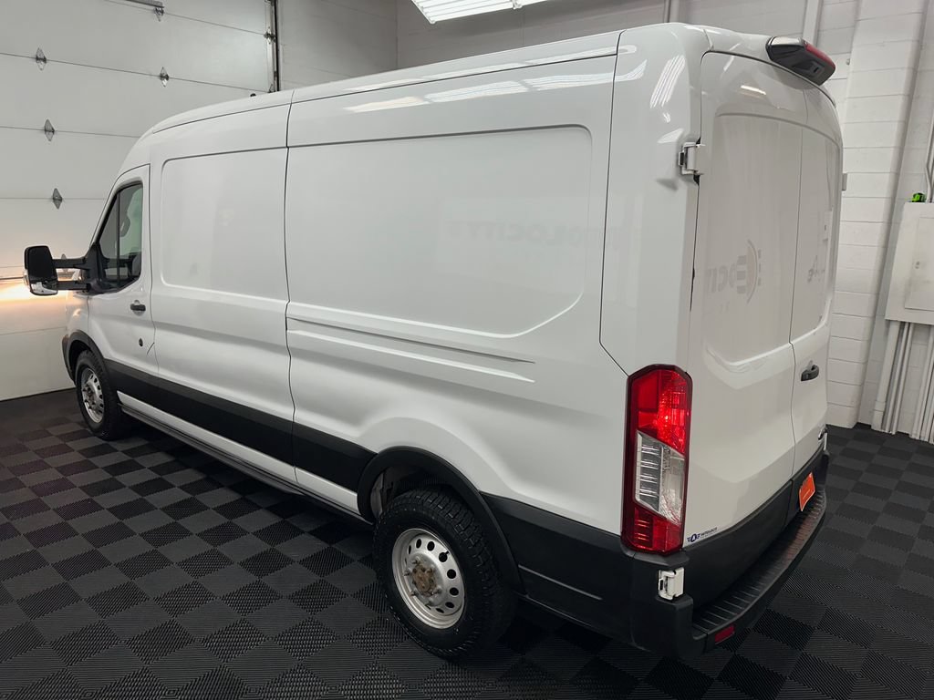 Used 2023 Ford Transit 250 Medium Roof AWD image 5
