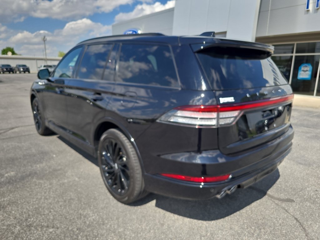 Used 2025 Lincoln Aviator Reserve w/ Jet Appearance Package AWD/4WD image 8