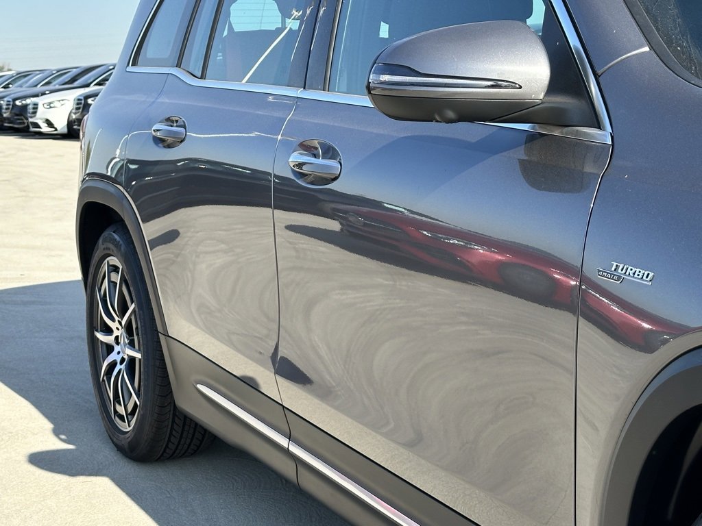 New 2025 Mercedes-Benz GLB 35 AMG 4MATIC image 5