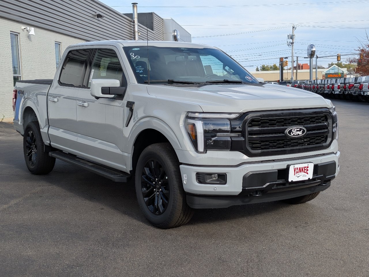 New 2026 Ford F150 Lariat w/ Equipment Group 501A Mid