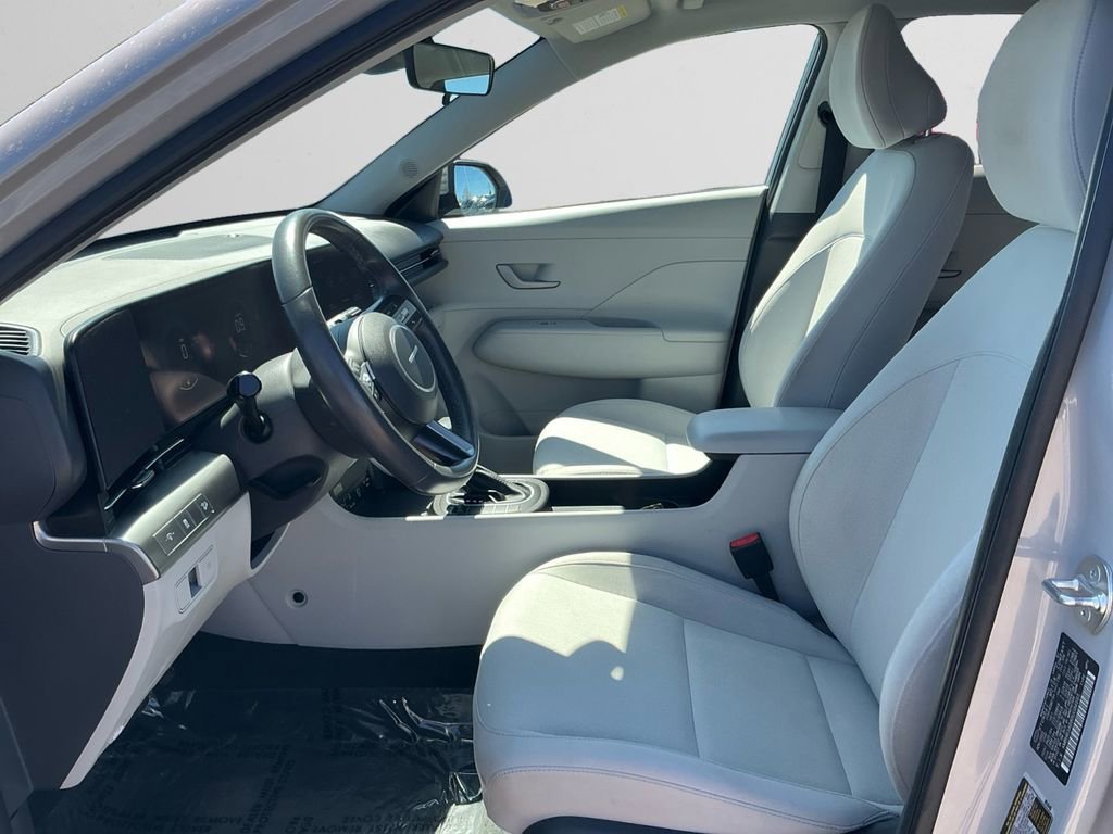 Used 2024 Hyundai Kona SEL FWD image 9