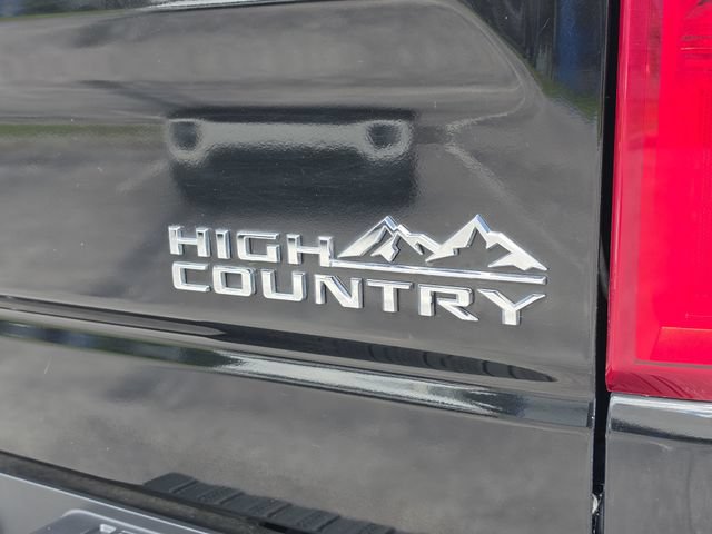 Used 2021 Chevrolet Silverado 1500 High Country w/ Technology Package AWD/4WD image 13