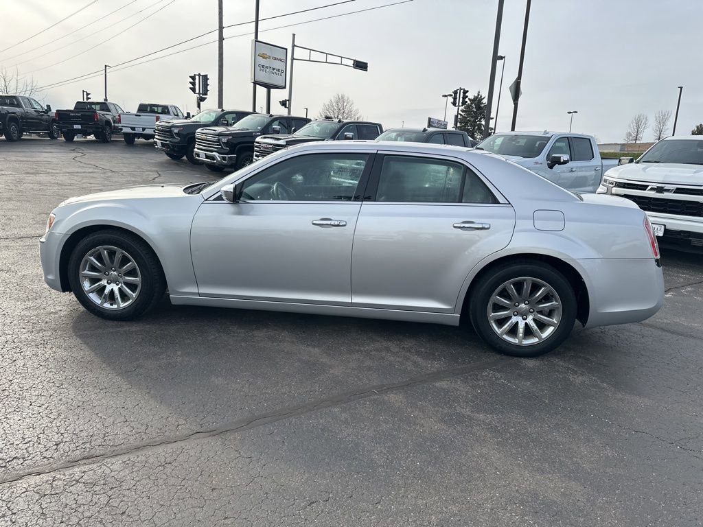 Used 2012 Chrysler 300 Limited image 6