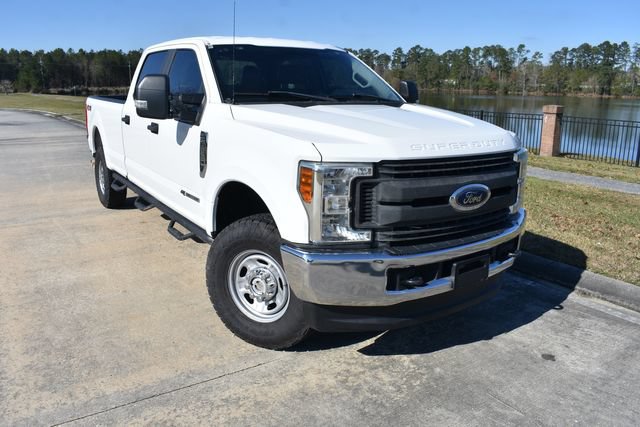 Used 2018 Ford F250 XL w/ Power Equipment Group AWD/4WD image 2