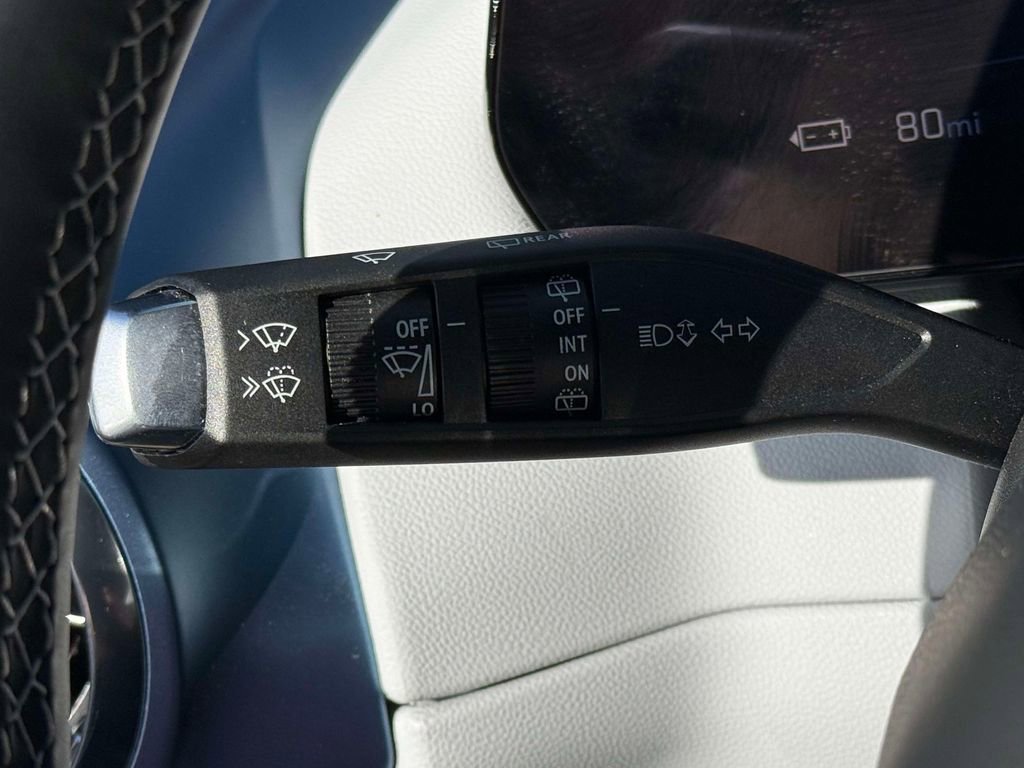 Used 2024 Chevrolet Equinox EV LT image 27