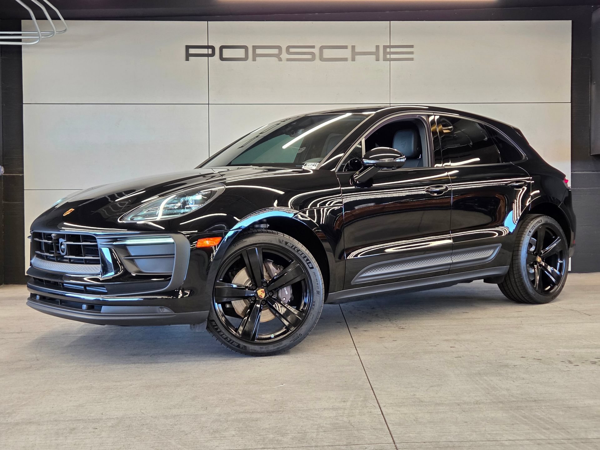 Certified 2023 Porsche Macan