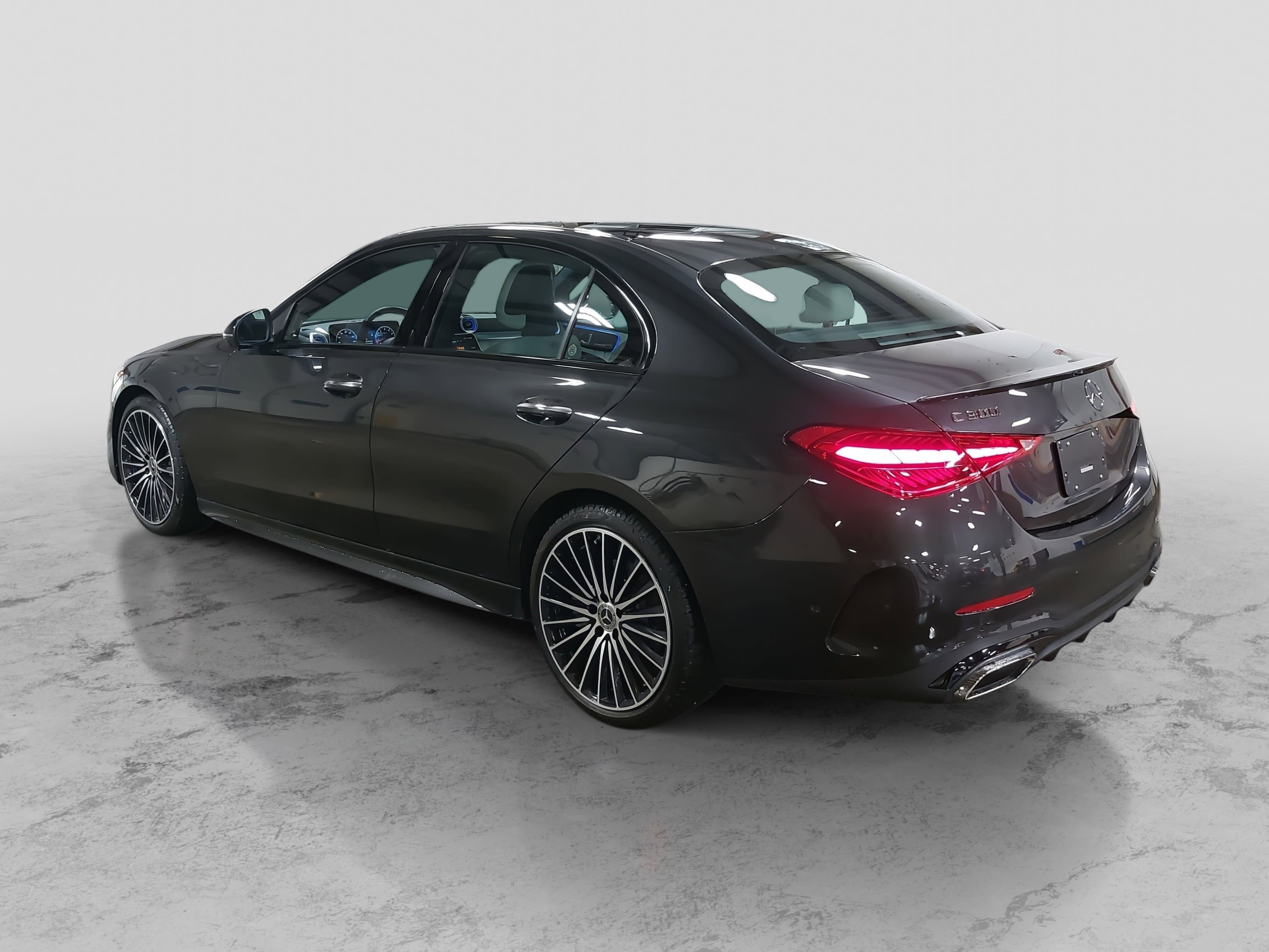 Used 2025 Mercedes-Benz C 300 Sedan image 7