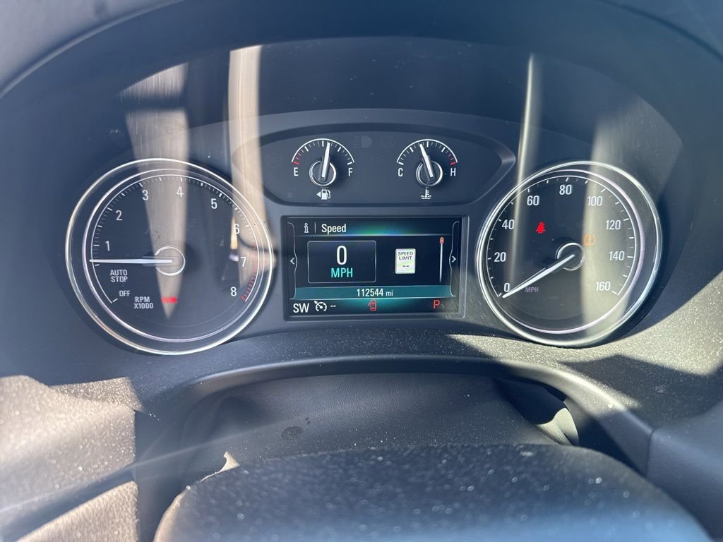 Used 2018 Buick Enclave Essence image 6