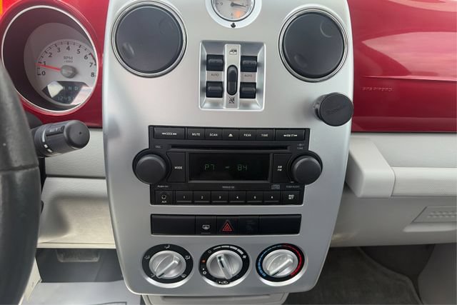 Used 2007 Chrysler PT Cruiser Touring FWD image 12
