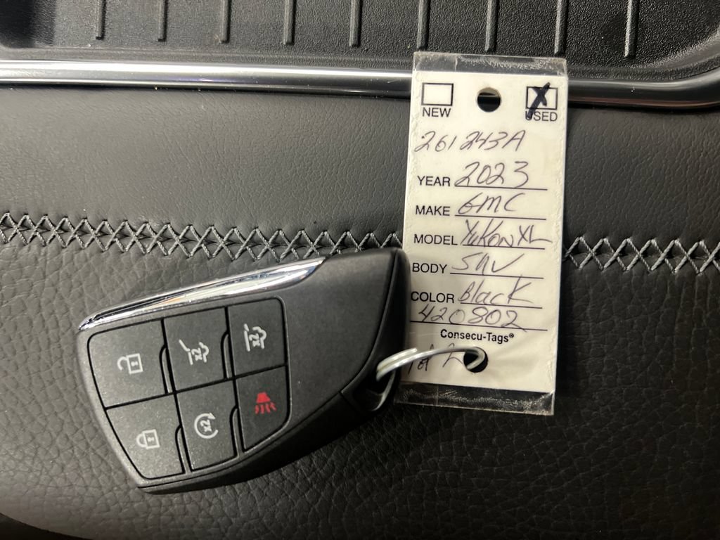 Certified 2023 GMC Yukon XL Denali w/ Advanced Technology Package AWD/4WD image 32