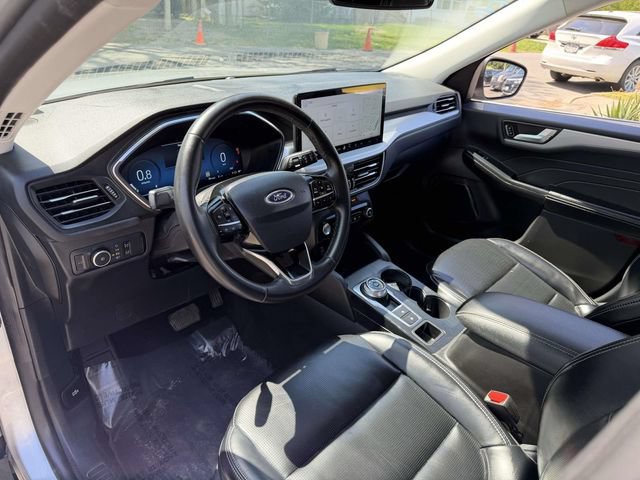 Used 2024 Ford Escape Platinum AWD/4WD image 25