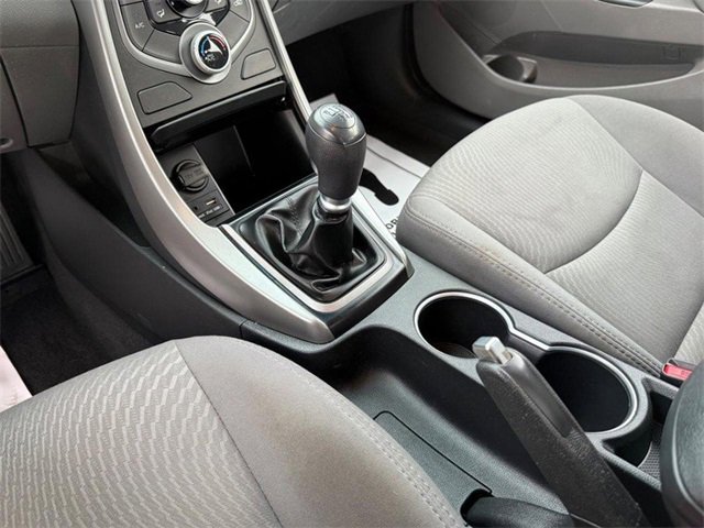 Used 2016 Hyundai Elantra SE image 25