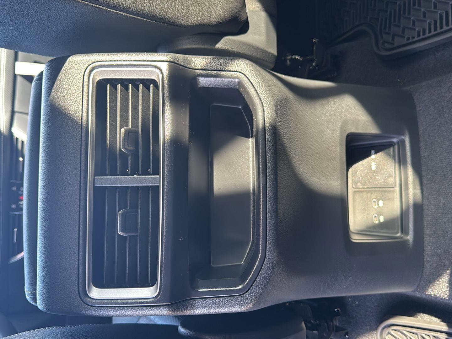 New 2026 Volkswagen Atlas Cross Sport SE image 23