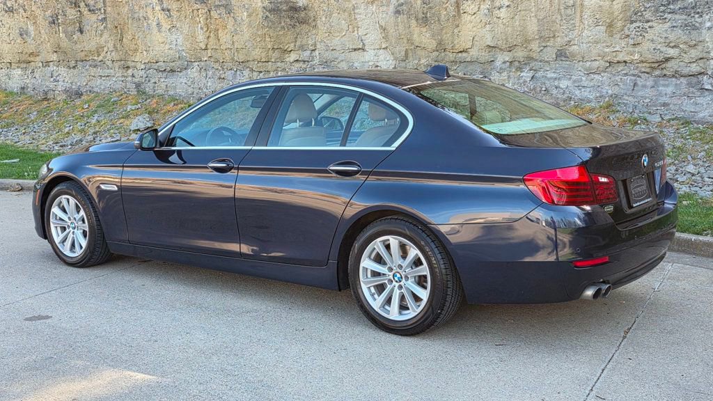 Used 2015 BMW 528i Sedan image 6