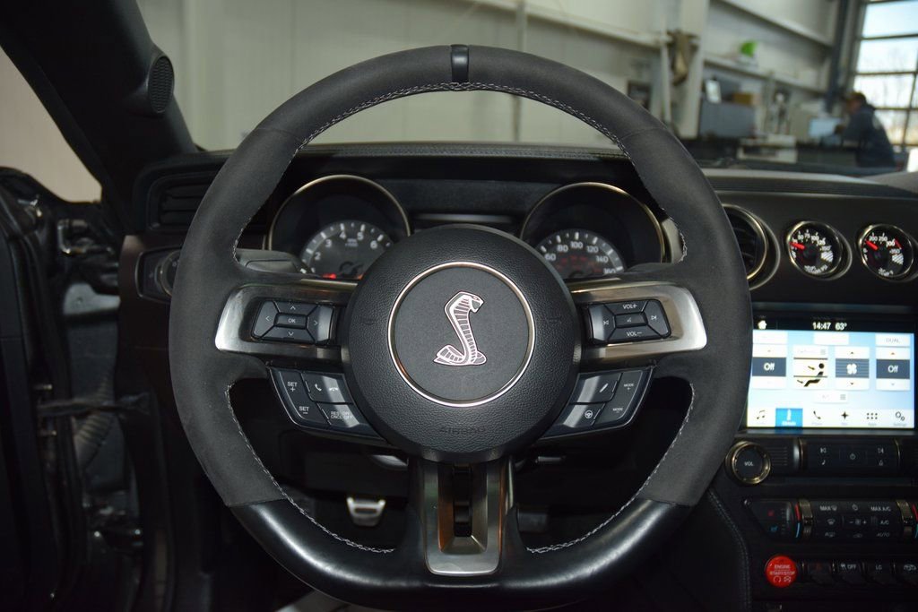Used 2017 Ford Mustang Shelby GT350 image 39
