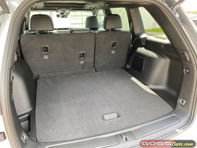 Used 2026 Jeep Grand Cherokee Limited AWD/4WD image 8