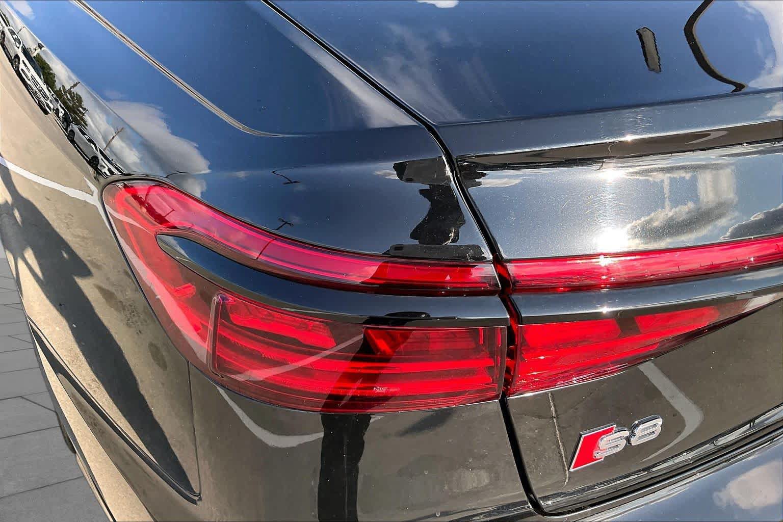 Used 2020 Audi S8 L w/ S8 Executive Package AWD/4WD image 28