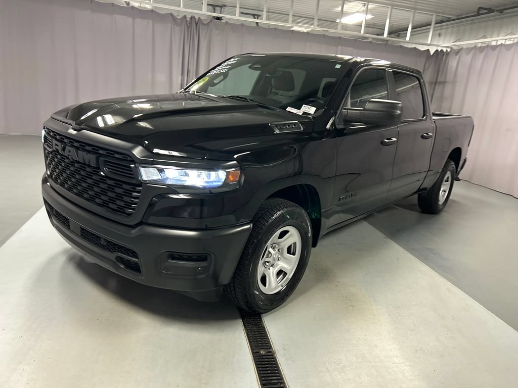 Used 2025 RAM 1500 Tradesman AWD/4WD video 3