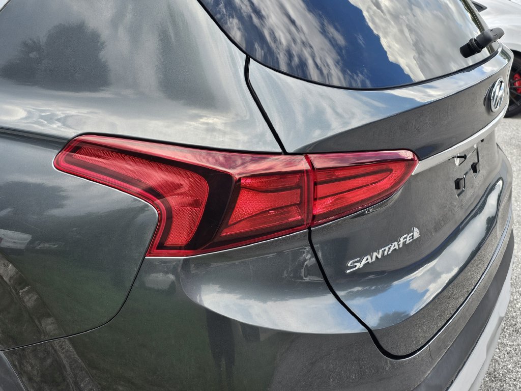 Used 2019 Hyundai Santa Fe SEL w/ Cargo Package FWD image 7