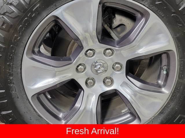 Used 2019 RAM 1500 Laramie AWD/4WD image 10