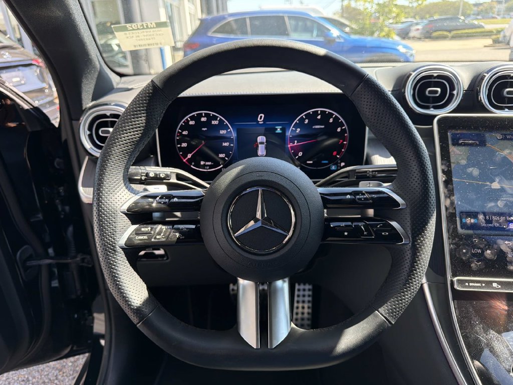 Used 2026 Mercedes-Benz GLC 300 4MATIC image 22