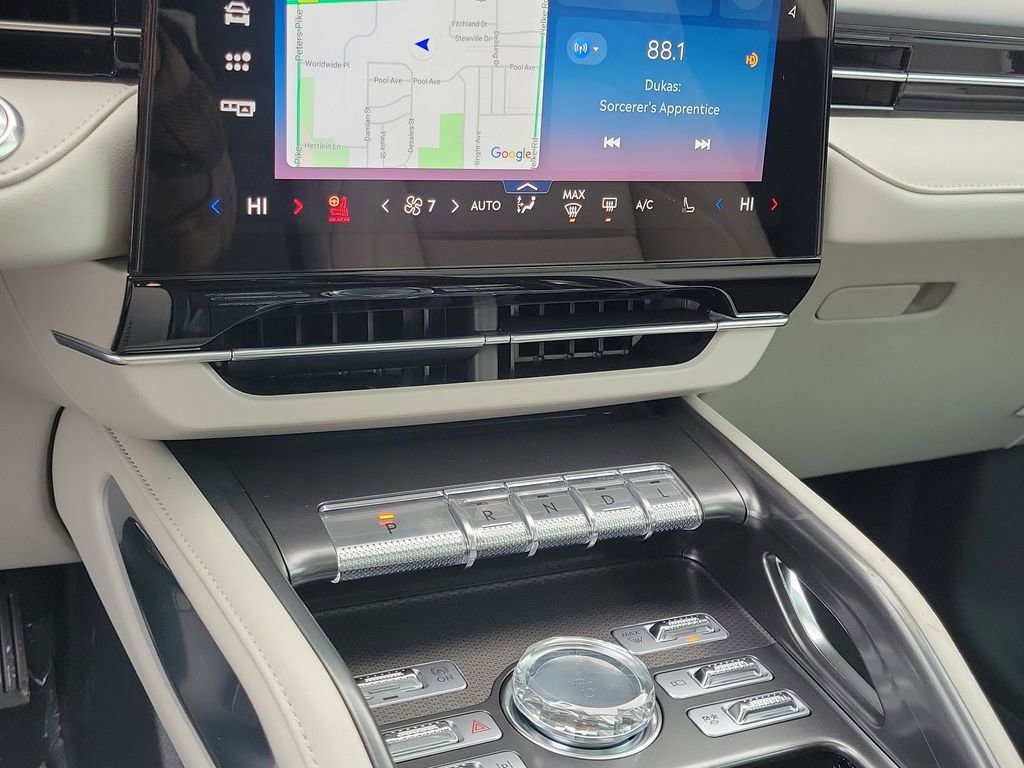 New 2026 Lincoln Nautilus Premier w/ Equipment Group 102A image 28