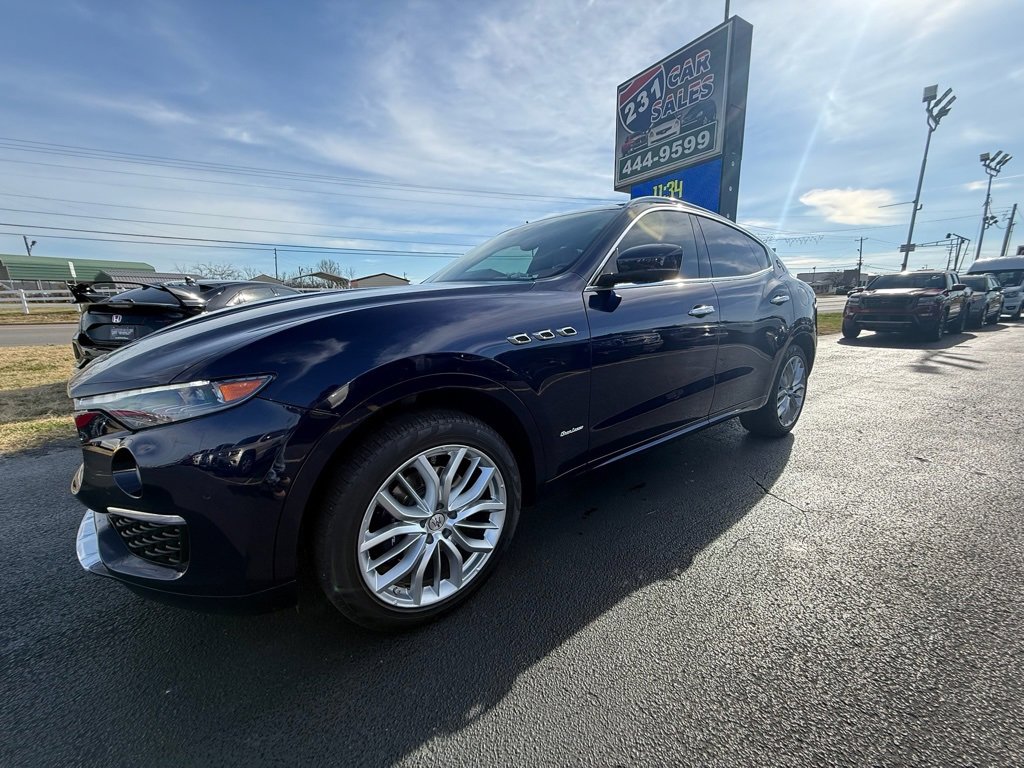 Used 2019 Maserati Levante GranLusso image 7