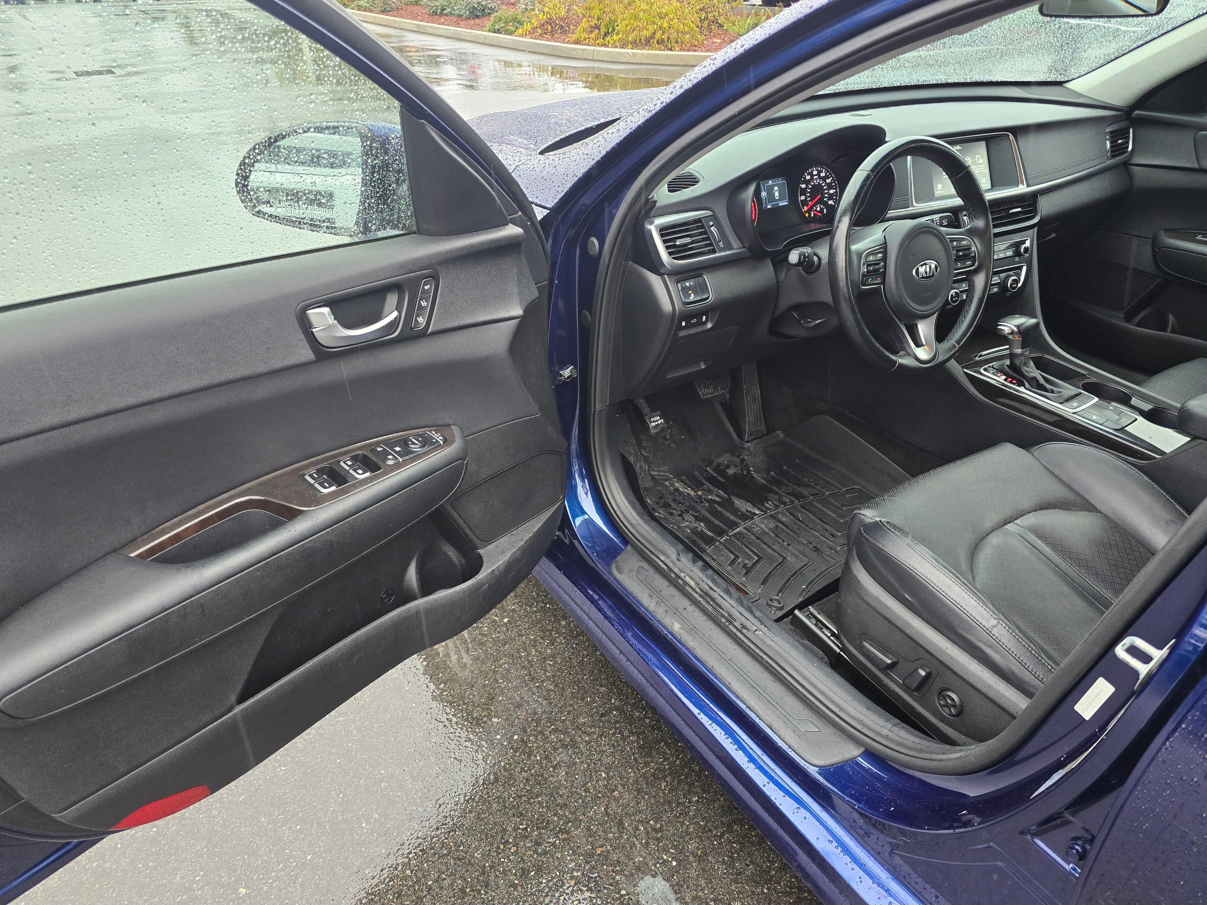 Used 2018 Kia Optima EX image 24