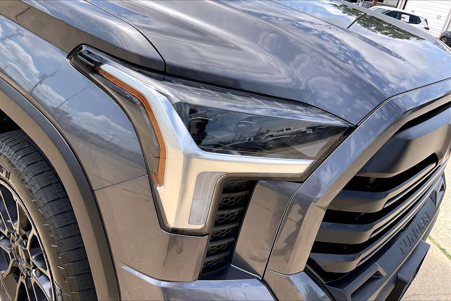 Used 2024 Toyota Tundra SR5 w/ SR5 Premium Package AWD/4WD image 30