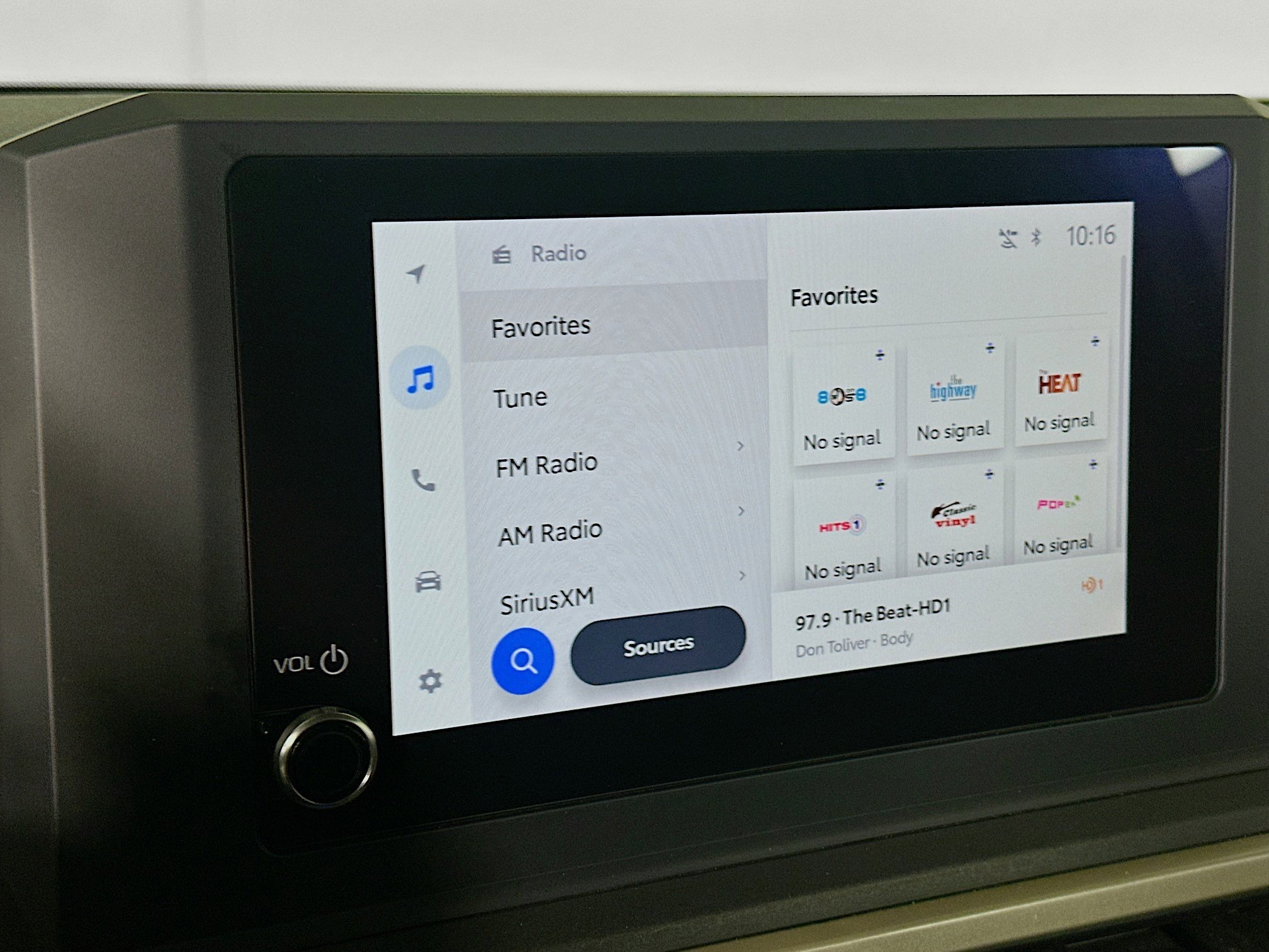 Used 2025 Toyota Tacoma SR image 19